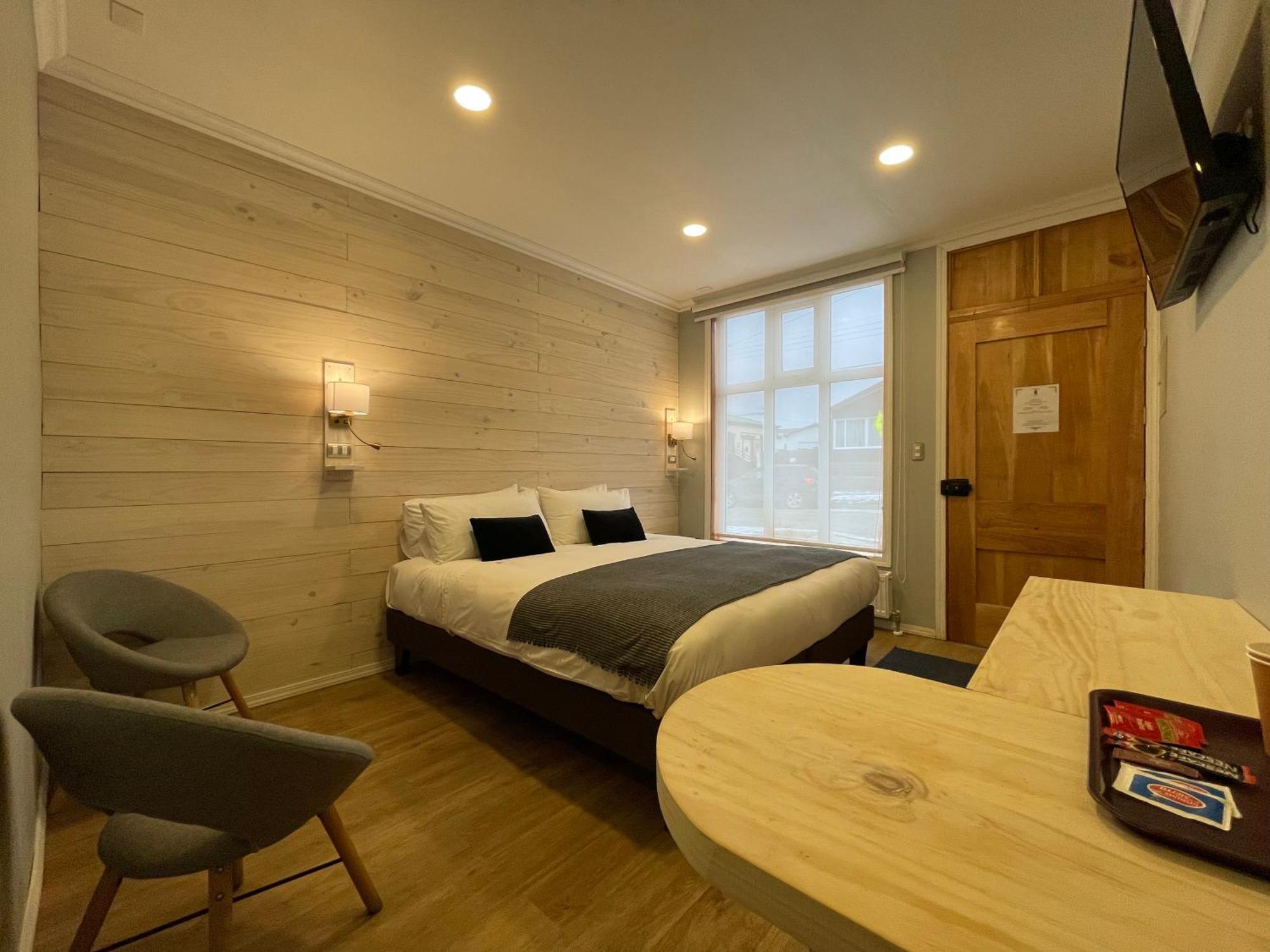 Hostal Boutique Puerta Roja Пунта-Аренас Екстер'єр фото