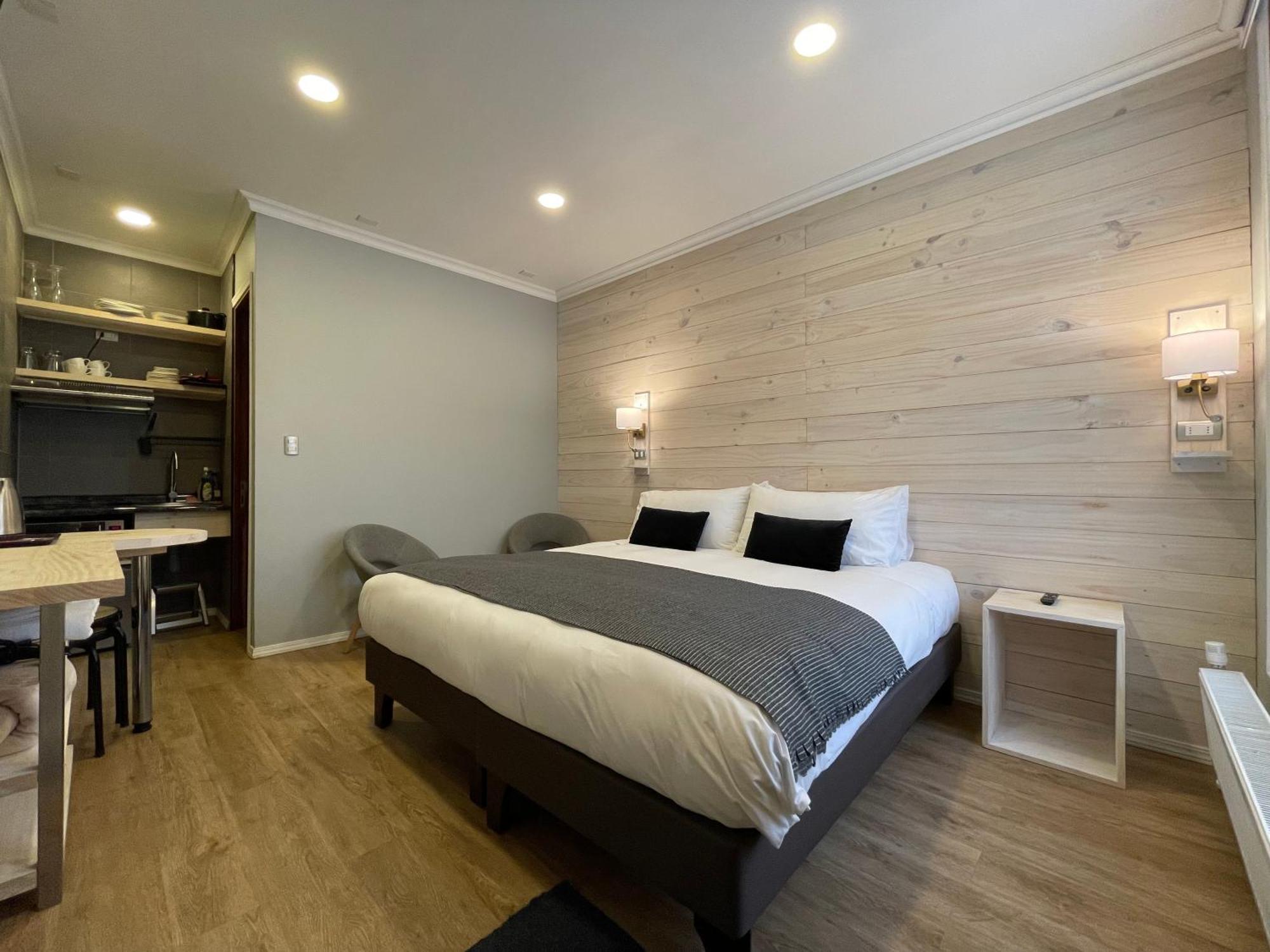 Hostal Boutique Puerta Roja Пунта-Аренас Екстер'єр фото