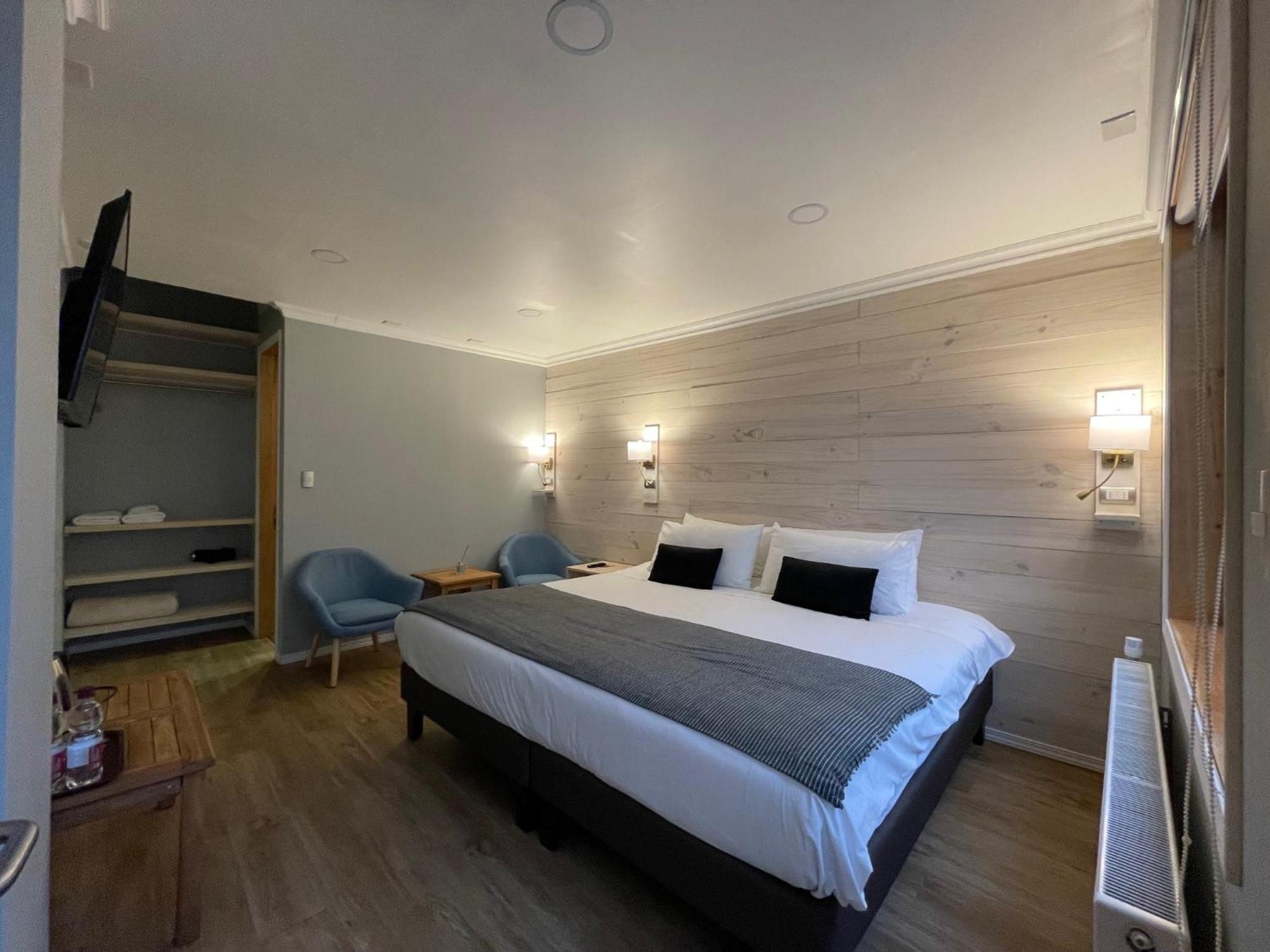 Hostal Boutique Puerta Roja Пунта-Аренас Екстер'єр фото